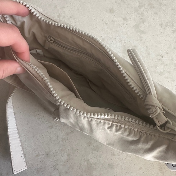 OLEND Cream Nylon Shoulder Bag - Picture 5 of 5